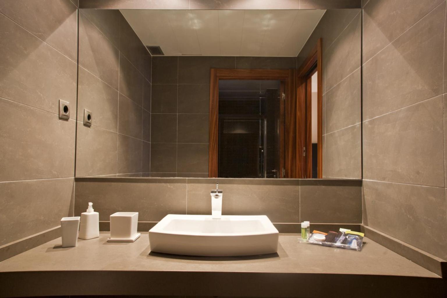 Up Suites Bcn Barcelona Phòng bức ảnh